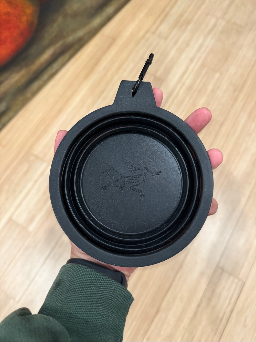 Brand new LIMITED EDITION ARCTERYX Black Collapsible Silicone Dog Travel Bowl